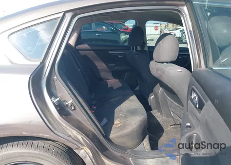 2014 Nissan Altima 2.5 S z USA, uszkodzony, nr VIN 1N4AL3AP4EN382770